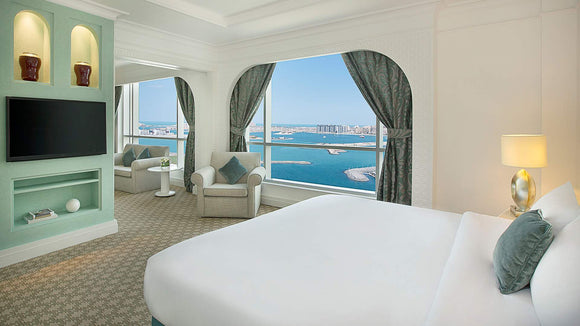 5 Nights Dubai 5 Star Beach Front Resort (Club Suite) - FULL PACKAGE